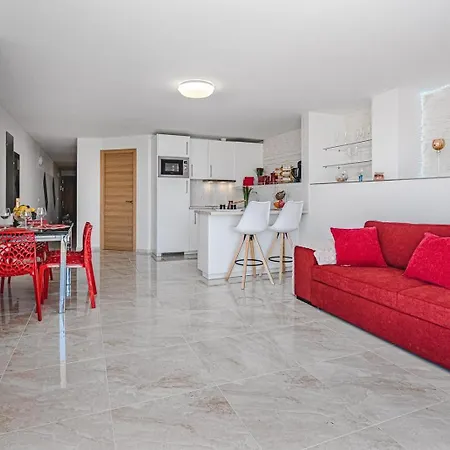 Magaly Apartment